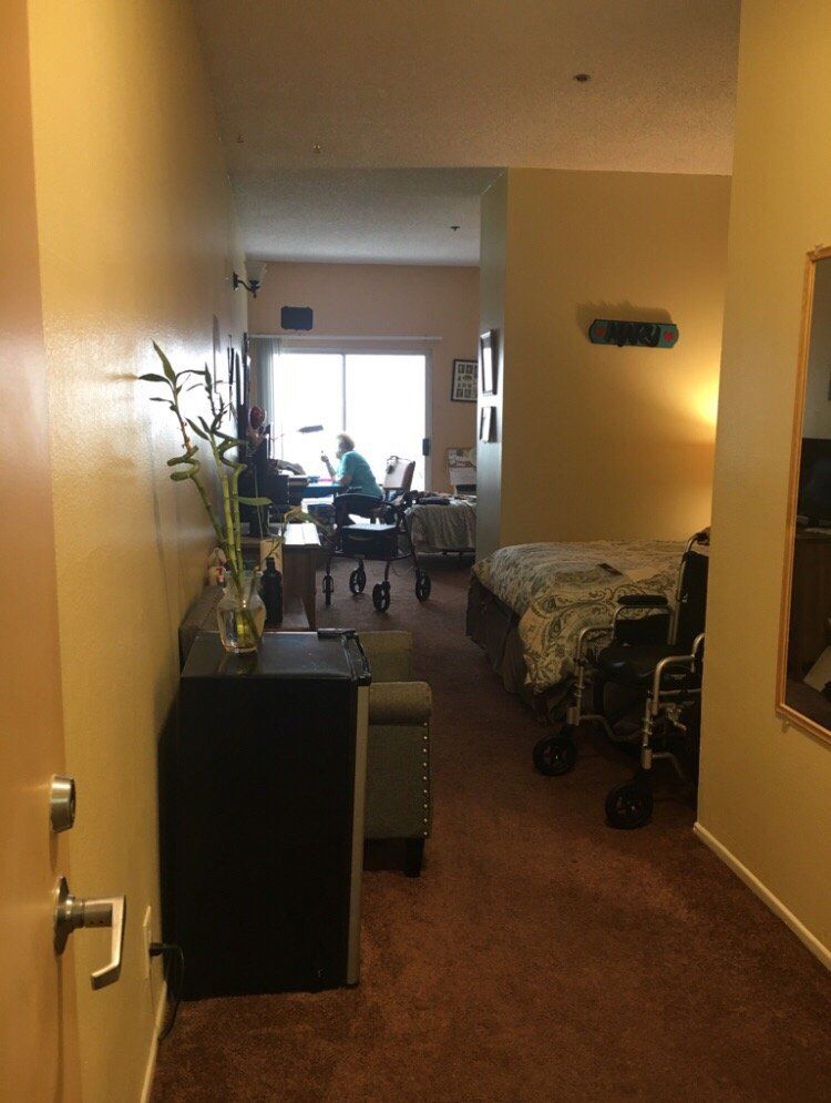 Crofton Manor Inn (UPDATED) Get Pricing, See 19 Photos & Read Reviews